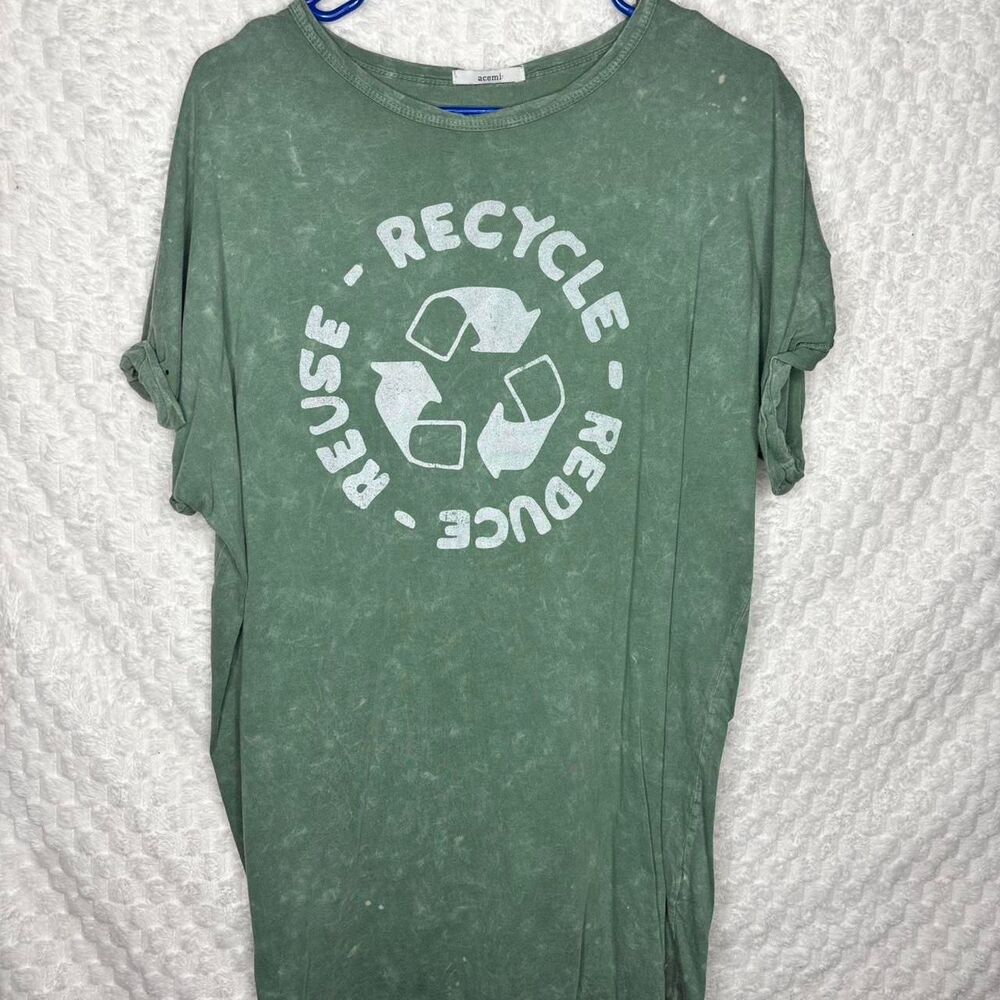 Acemi Women's Green T-shirt